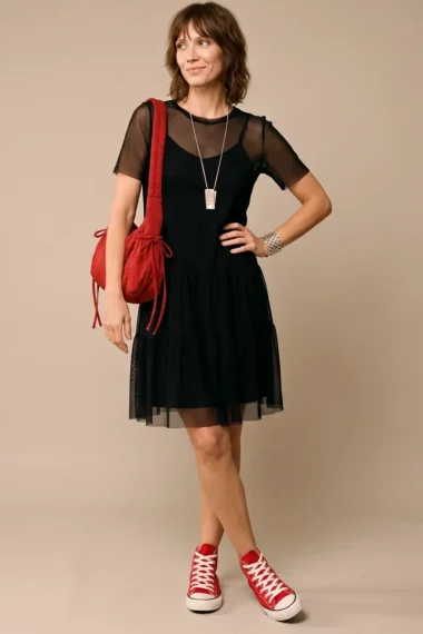 Vestido de tule com decote redondo e mangas bufantes /471PTO