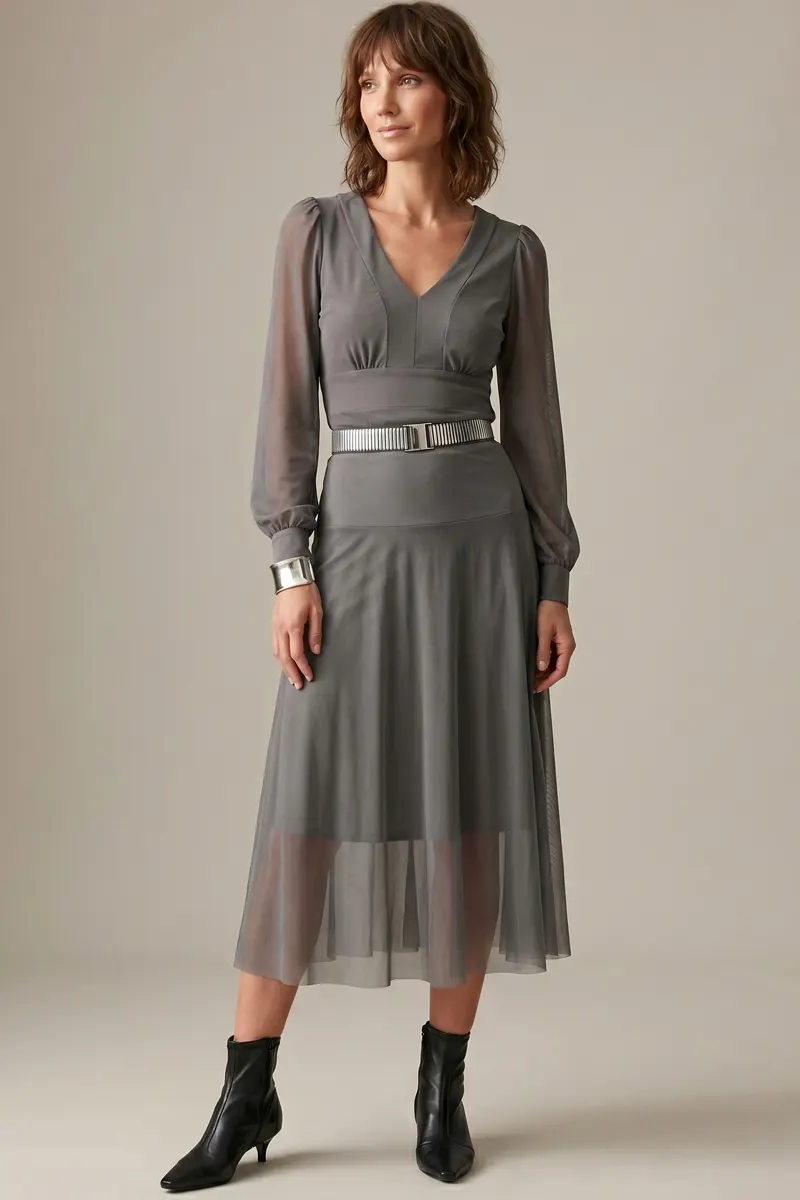 Conjunto blusa decote U e saia godê /158CJO