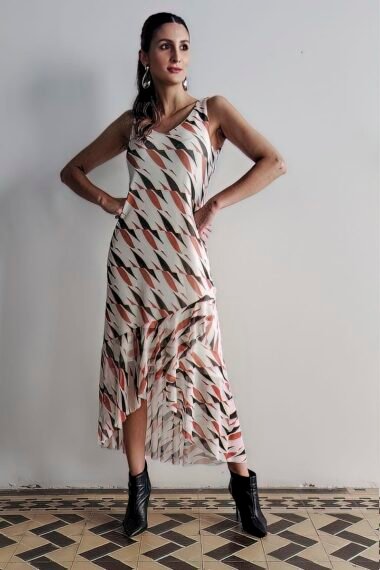 Vestido manga cavada com babados /558VES326