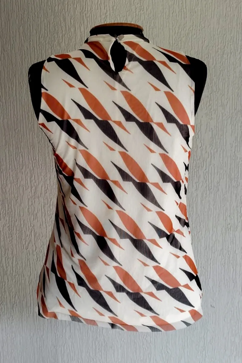 Blusa manga cavada e decote franzido /465BLU326 - Imagem 2