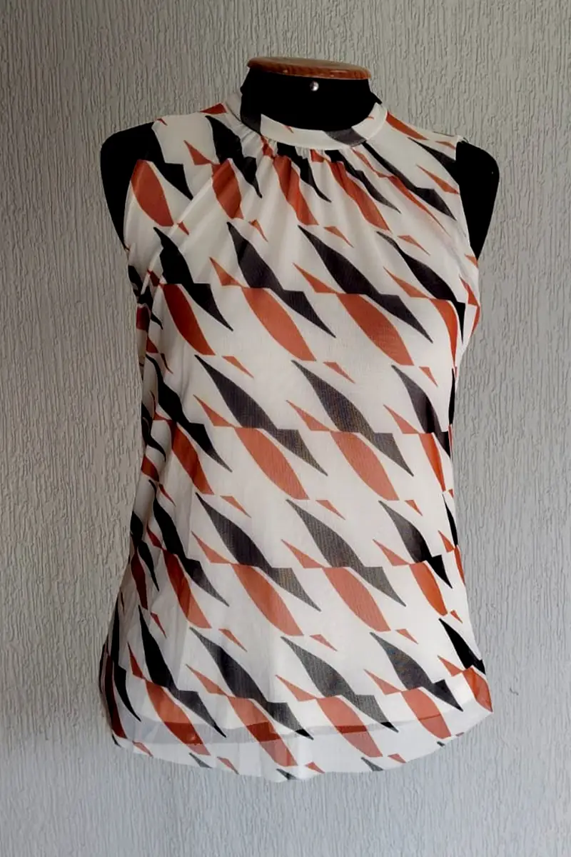 Blusa manga cavada e decote franzido /465BLU326 - Imagem 3