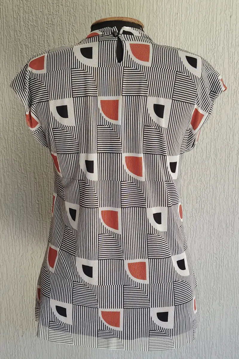 Blusa manga japonesa /585BLU333 - Imagem 2