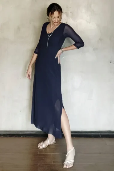 Vestido decote V com fendas laterais /563AZ1