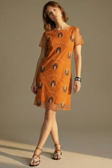 Alternative view of Vestido de tule curto com decote redondo /575VES348