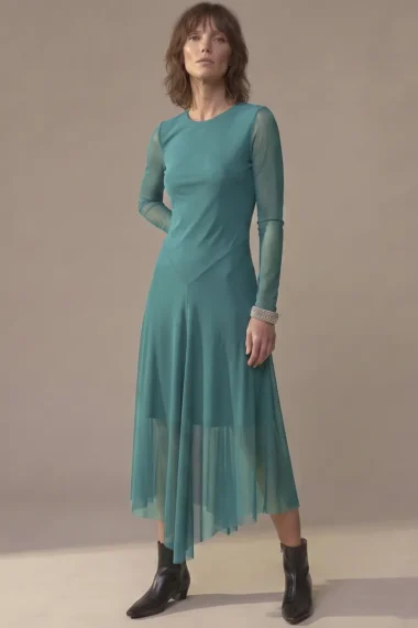 Vestido decote canoa assimétrico /560ESM