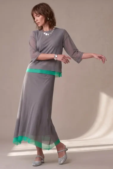 Alternative view of Conjunto de tule blusa ampla com gola careca e saia / 003CJOCES