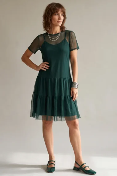 Vestido de tule decote redondo e manga curta /471MAT